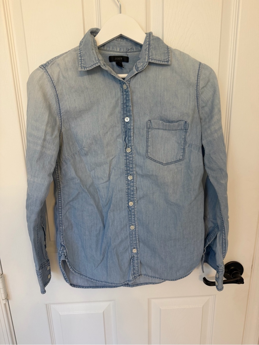 J.crew lightweight 0 denim button down long sleeve women shirt crew